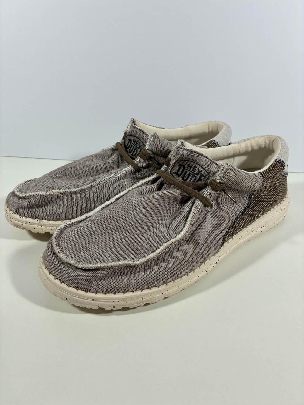 Hey Dude Wally Stitch Teak Men’s Size 11 Slip-On Shoes Sneakers